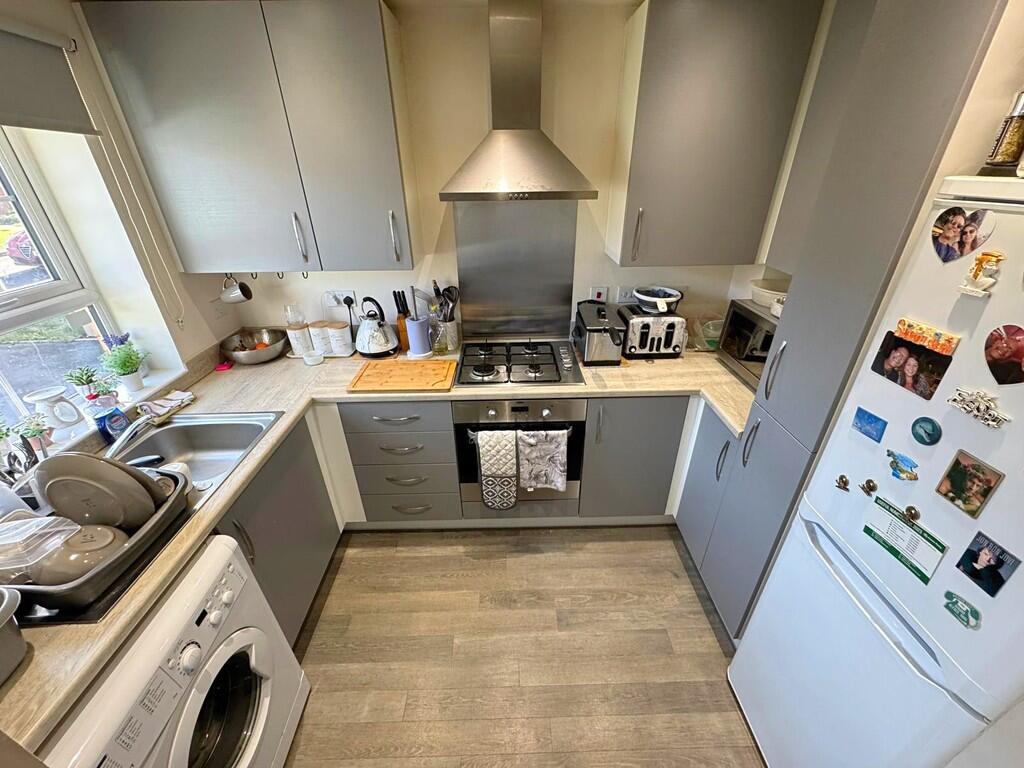 Facetune_27-01-20...