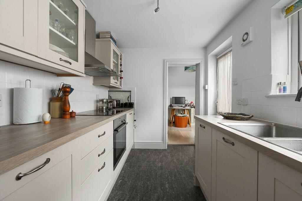 Fitted Kitchen