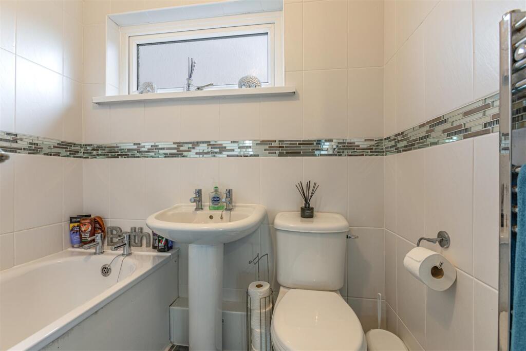 7 Balnakiel Terrace Galashiels 32.JPG