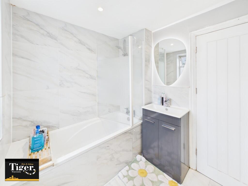 CAM03440G0-PR0439...