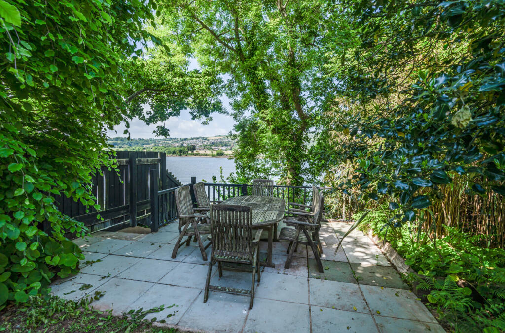 1284104-96-682b64...