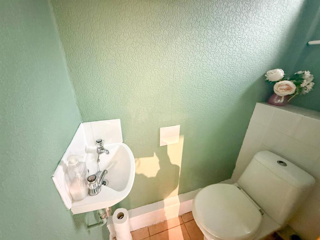 3 bed terrace, Silsden 5