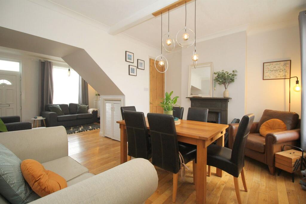 Lounge / Diner