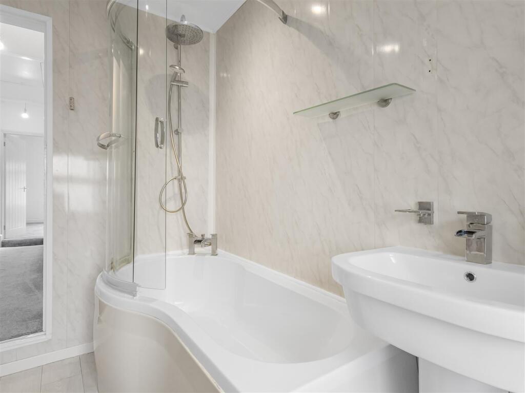 Midland Road, Swadlincote (18).jpg