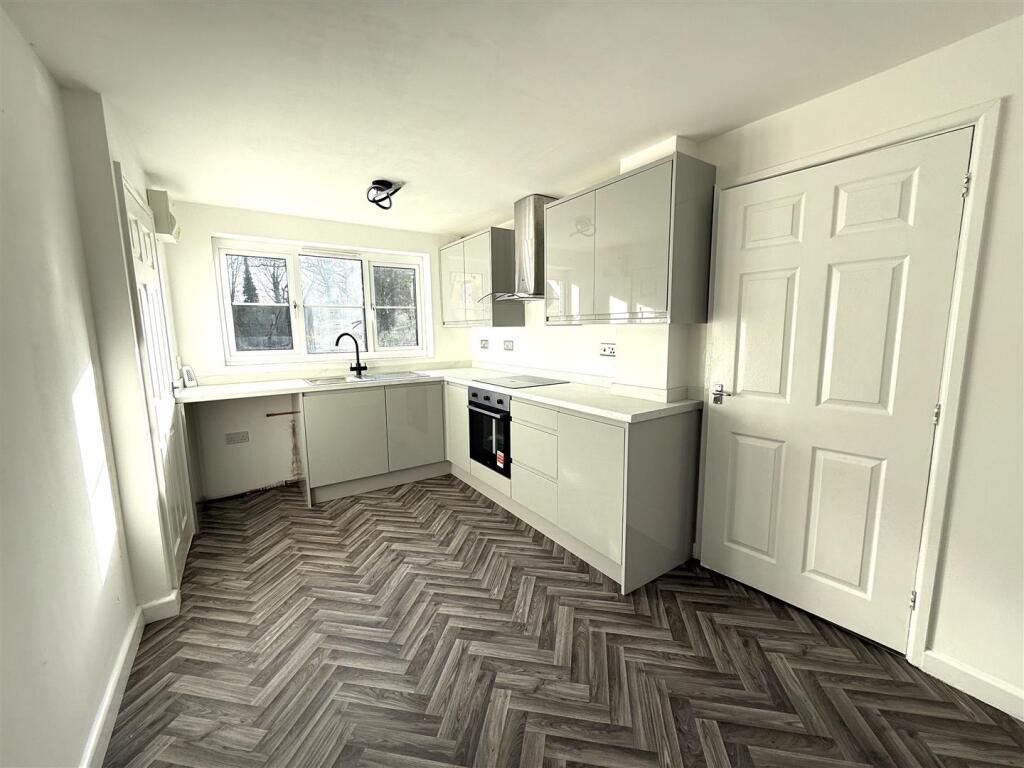 84 TALBOT KIT 2.jpeg