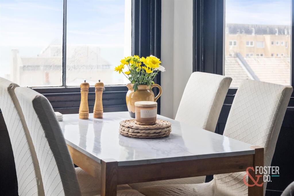 St Catherines Terrace, 13 Flat 4-016.JPG