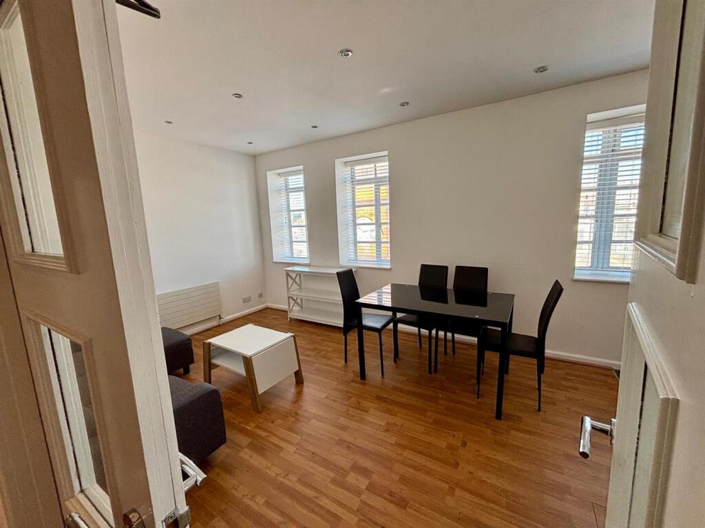 WhatsApp Image 2025-07-09 at 10.33.54_3ac9b507.jpg