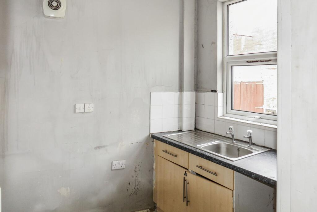 2 Chesterfield Road, Blackpool, Lancashire, FY1 2PP