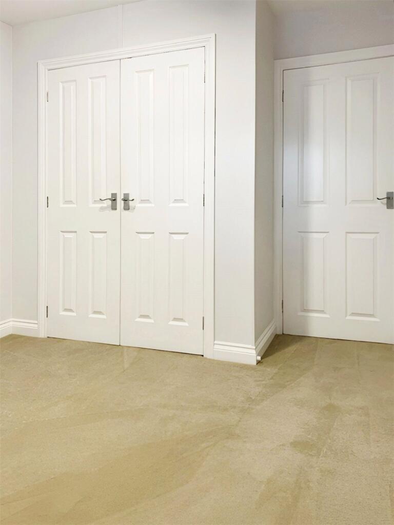 Bedroom 1 Wardrobes