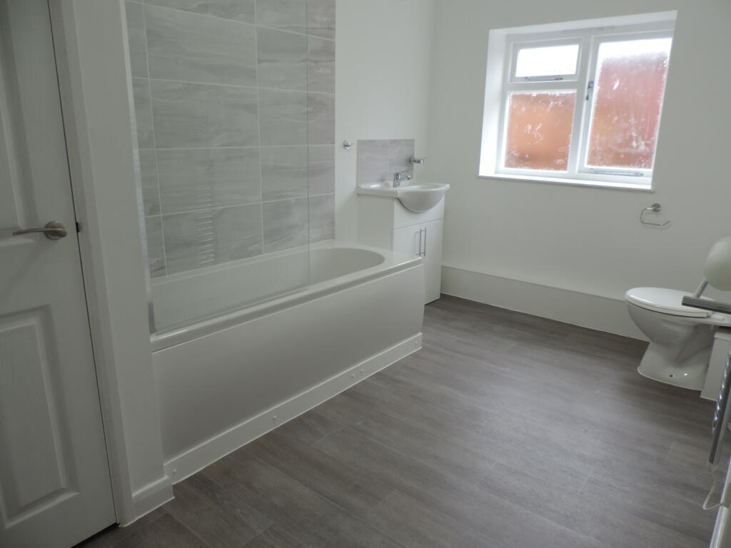 Good size bathroom