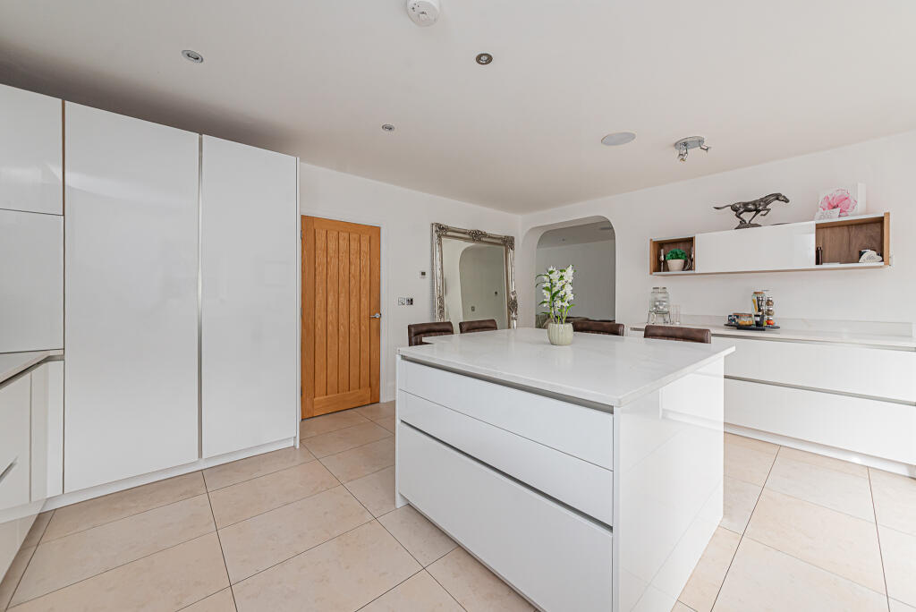 Kitchen with island