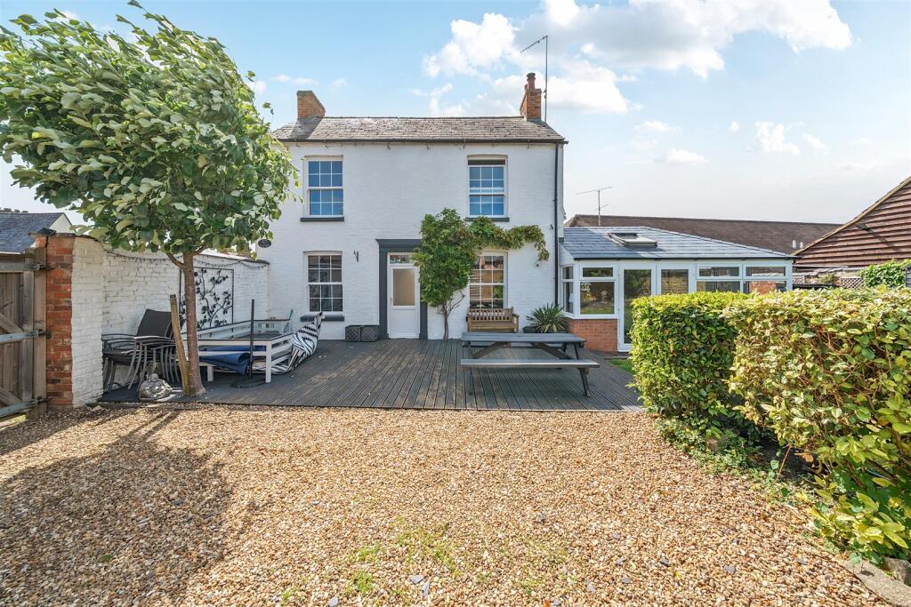 Rose Cottage, Browns Yard, Towcester (19).jpg