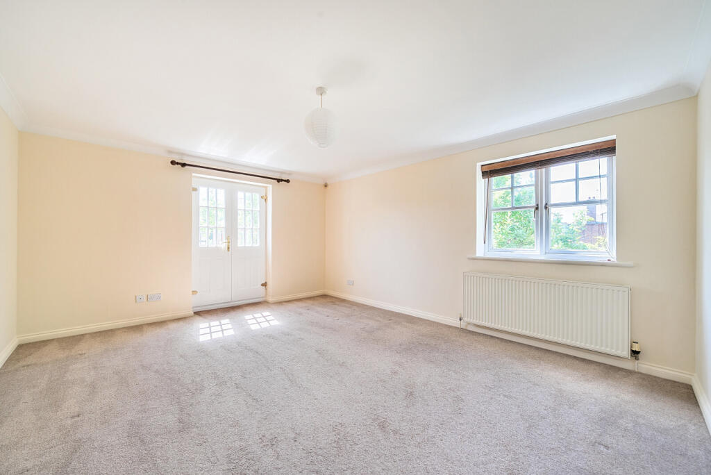 8-681b44e09fb2c-1...