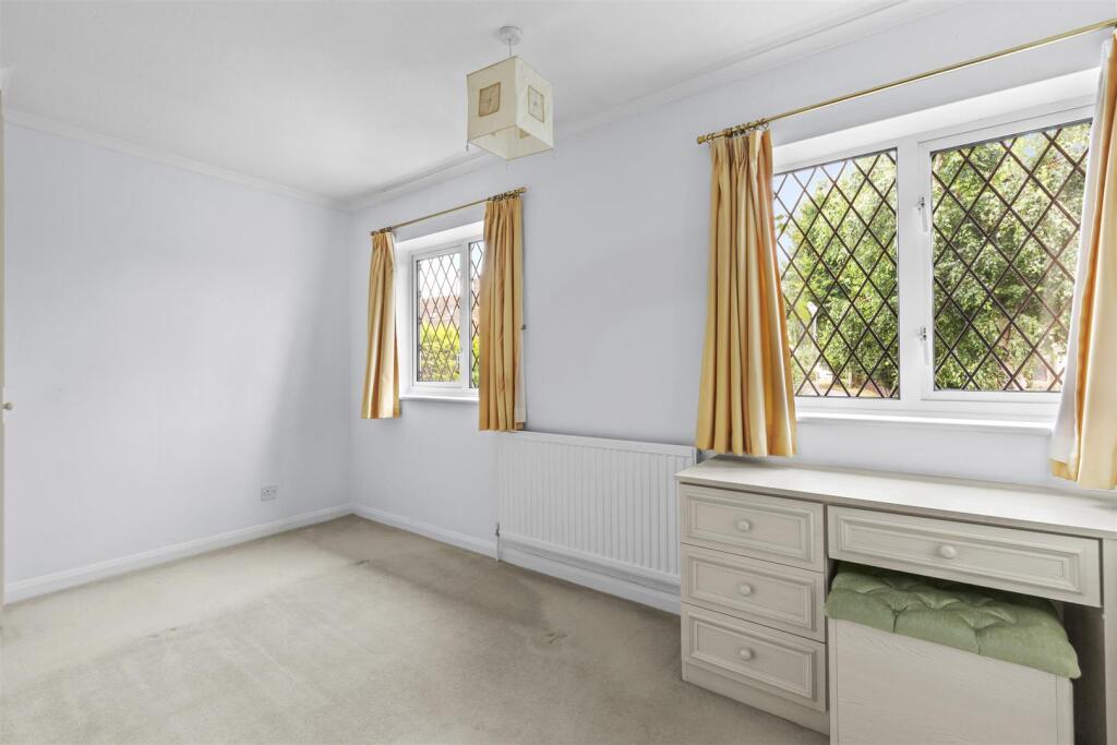 4 Grange Road, HP15 7QZ-1.jpg