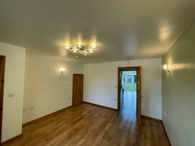 Living room photo 2.jpg