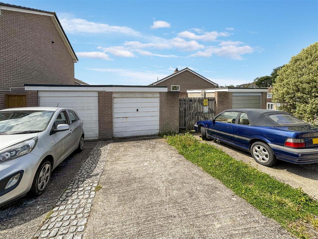 Garage En Bloc.jpg