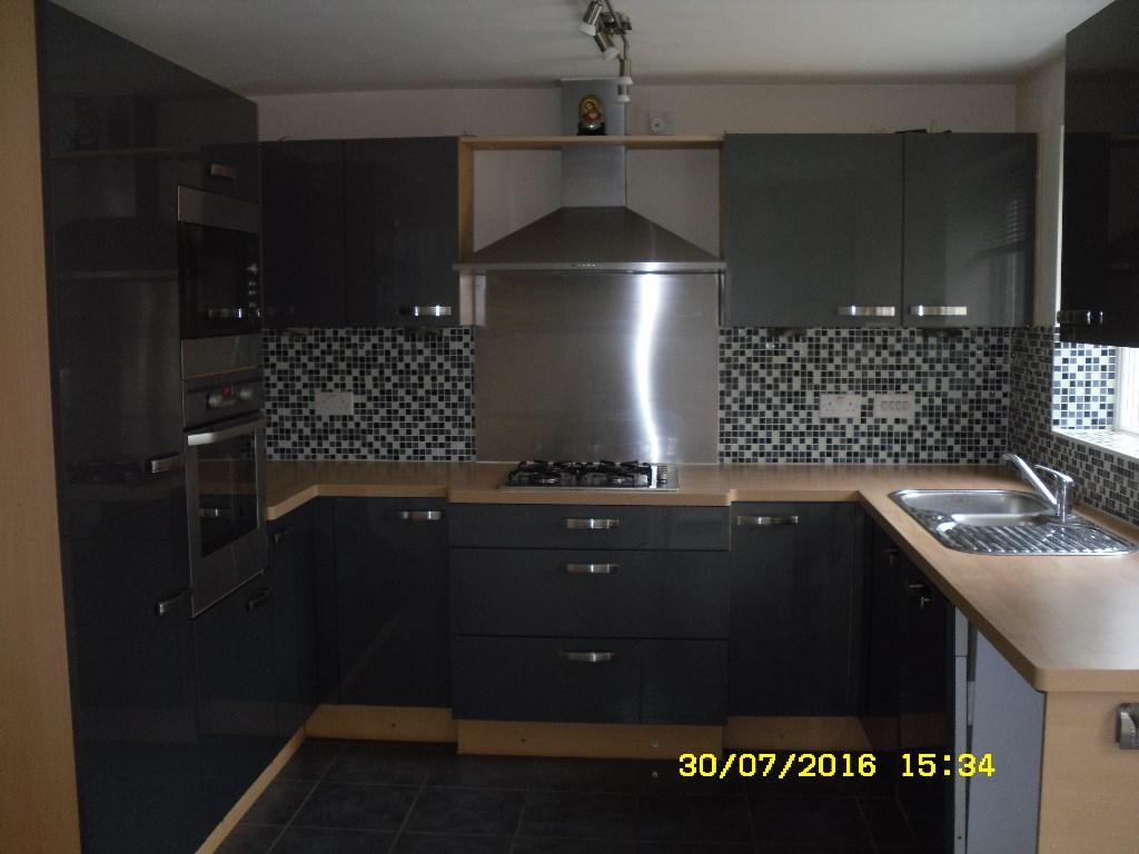 KITCHEN (1)