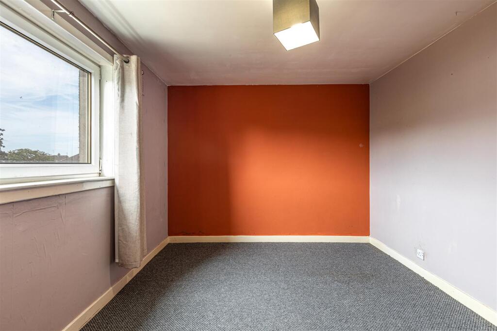 8 Whitefield Crescent Newtown St Boswells 26.jpg