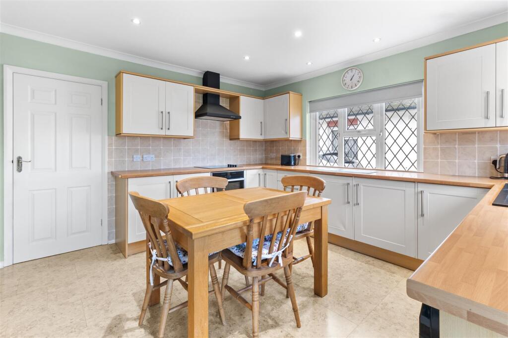 Kitchen Diner
