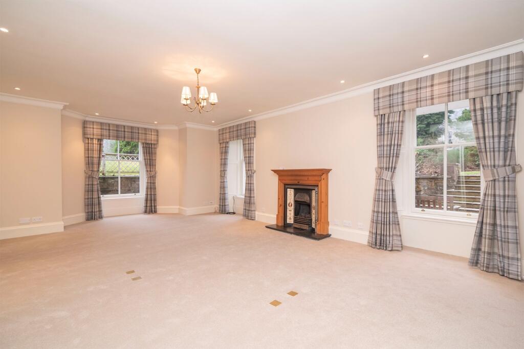 Chalton Road, Bridge Of Allan, FK9