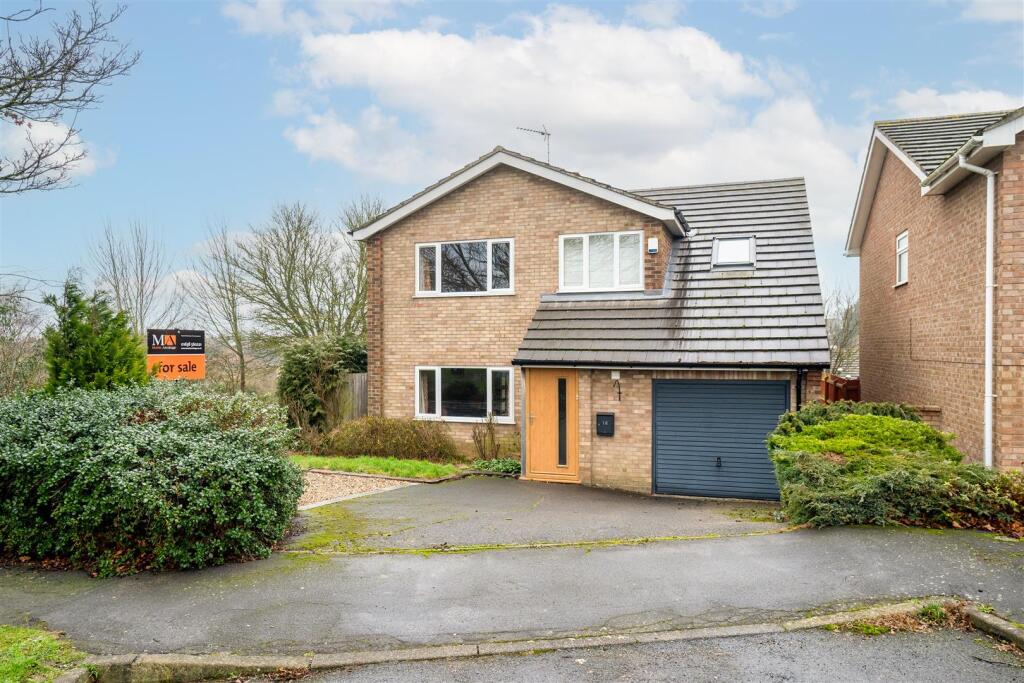 16 Trinity Dr-16 Trinity Dr, Newmarket--9.jpg