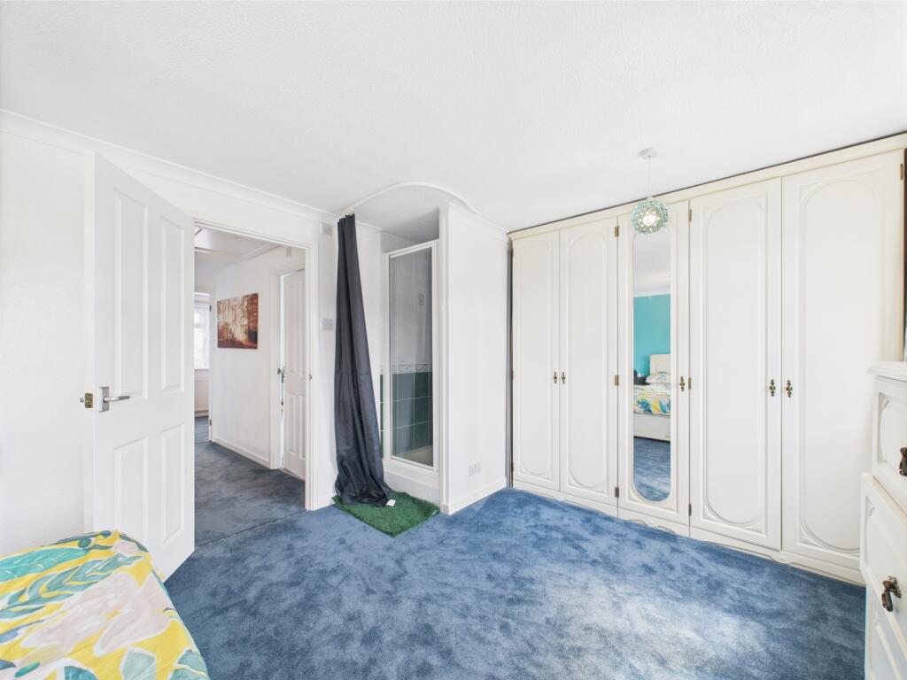 CAM02023G0-PR0140-STILL003