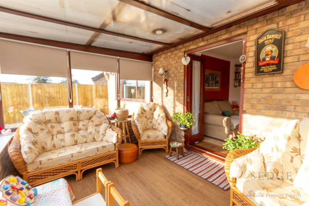 1 mayfield close -19.jpg