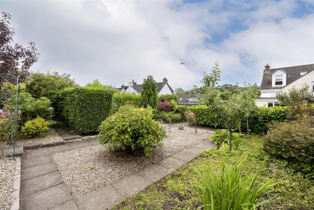 239_CUMBERNAULD_RD_CHRYSTON_008.JPG