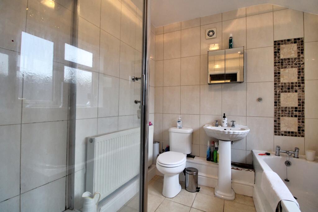 IMG_8675_6_7_Interior 4