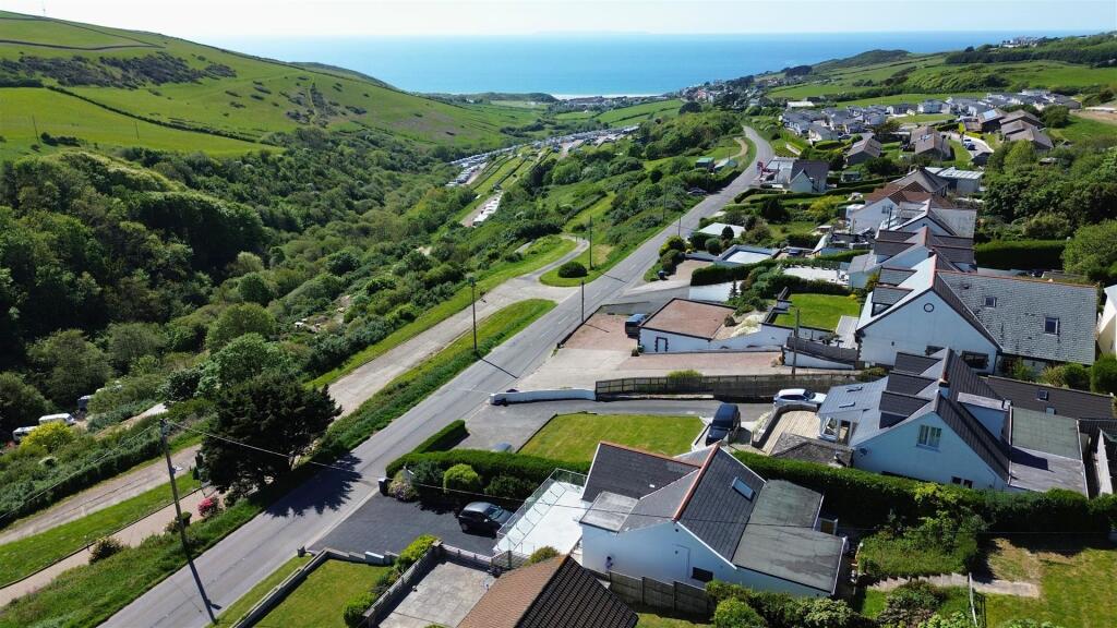 dji_fly_20250506_154356_250_1746542770922_photo_op