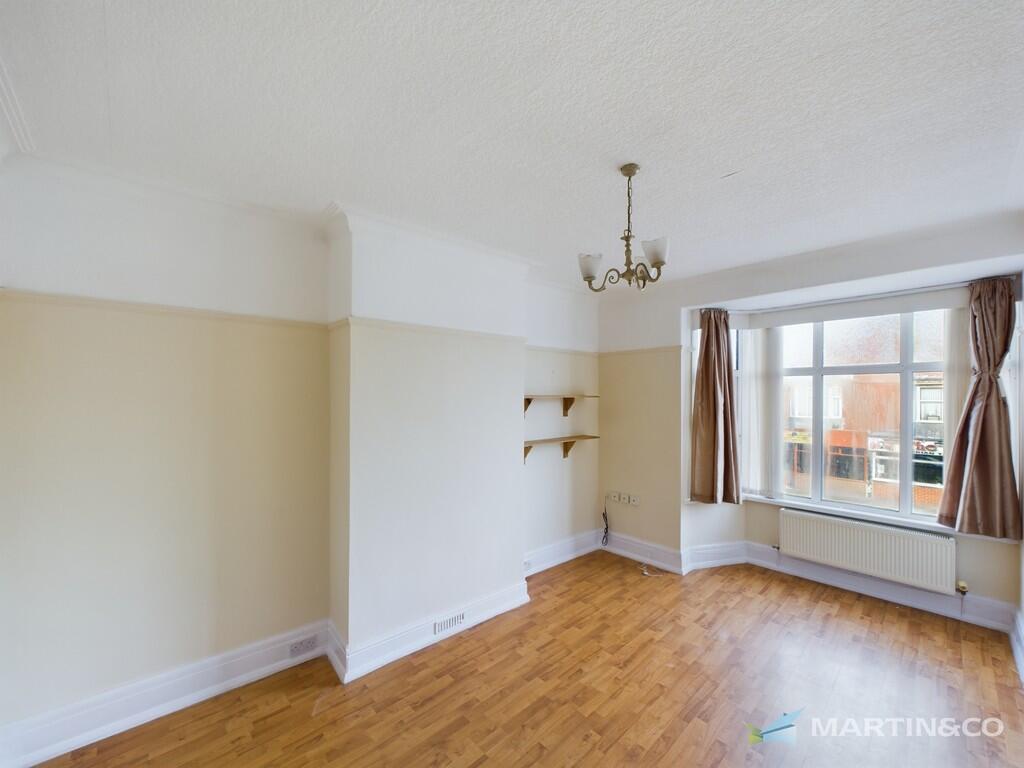 CAM02318G0-PR0399...