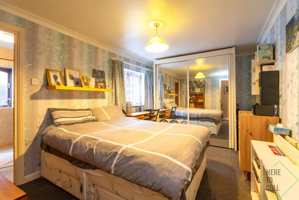 1 Barclay Court, 15 Dale Grove, N12 8XB-15