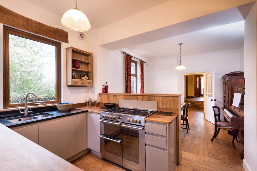 33 Ernespie Road, Castle Douglas - Williamson and 