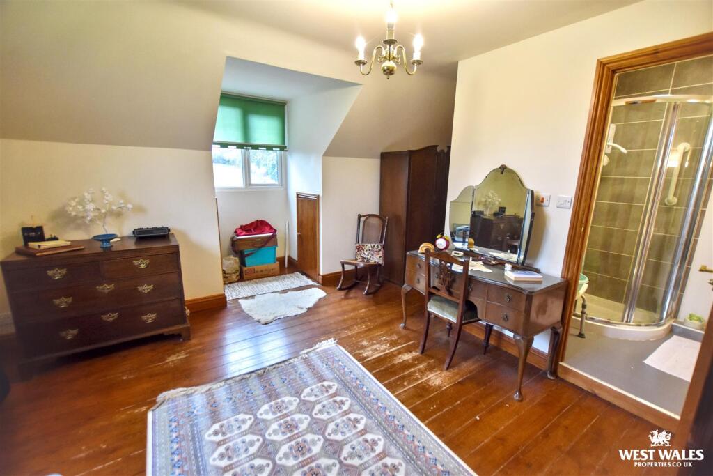 8 - 2025-12-01T132508.871.jpg