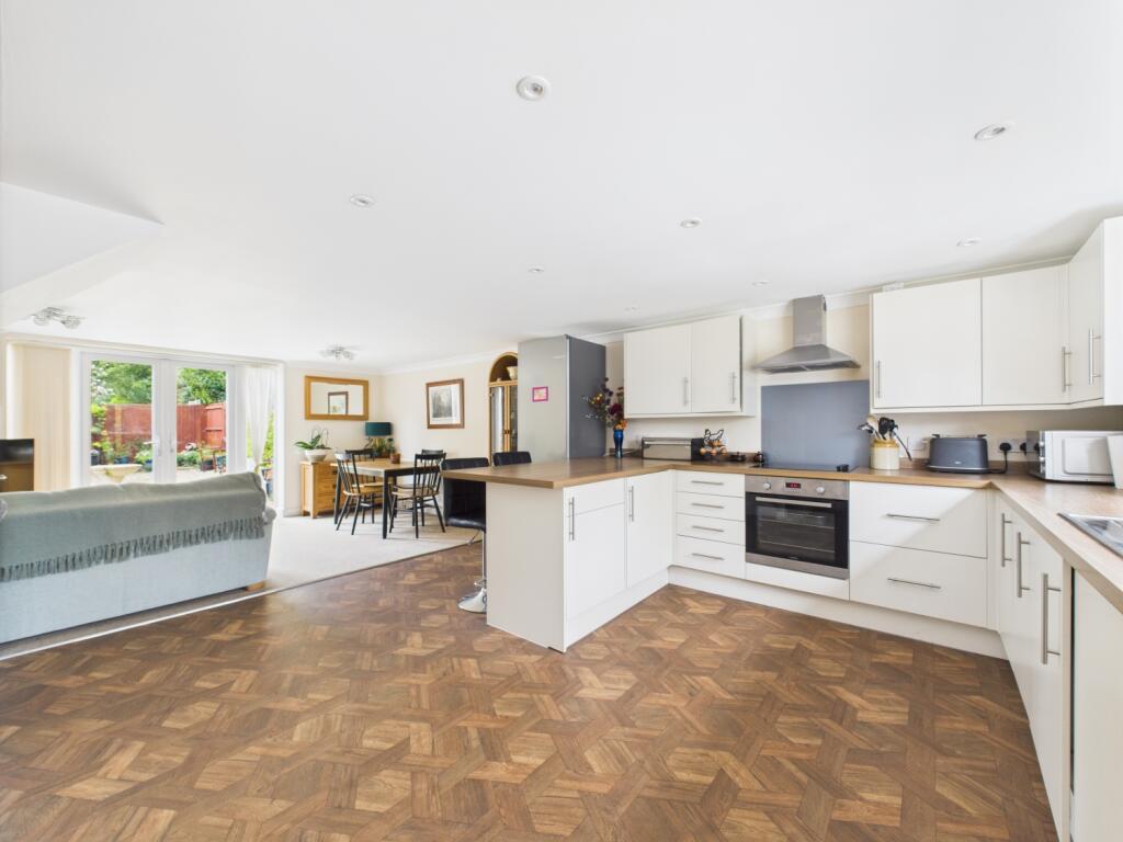 Kitchen Living area