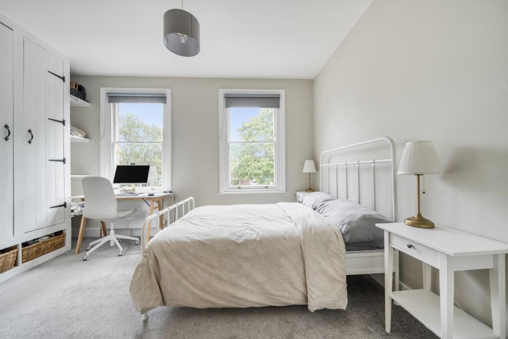 Bedroom1.jpg