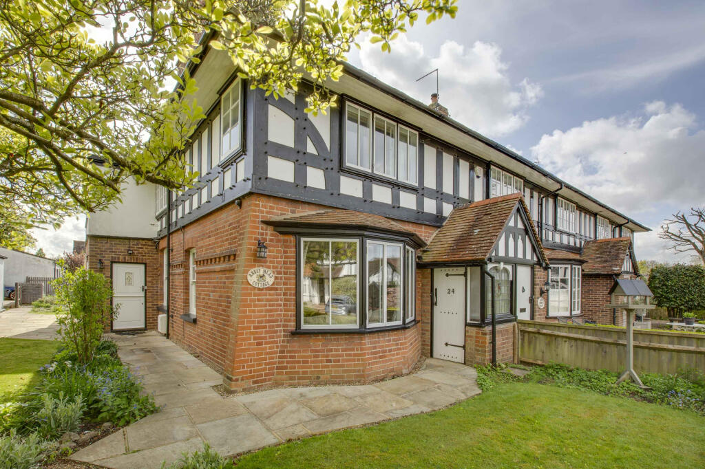 24 Elm Lane, SL8 5PG (LOW RES)-3