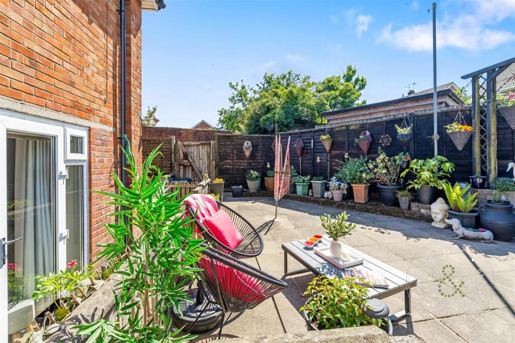 Uplands Ext, Hern Crabtree (9).jpeg