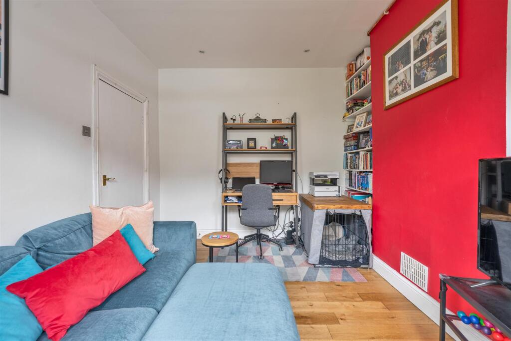 Goldsmith Road, E17