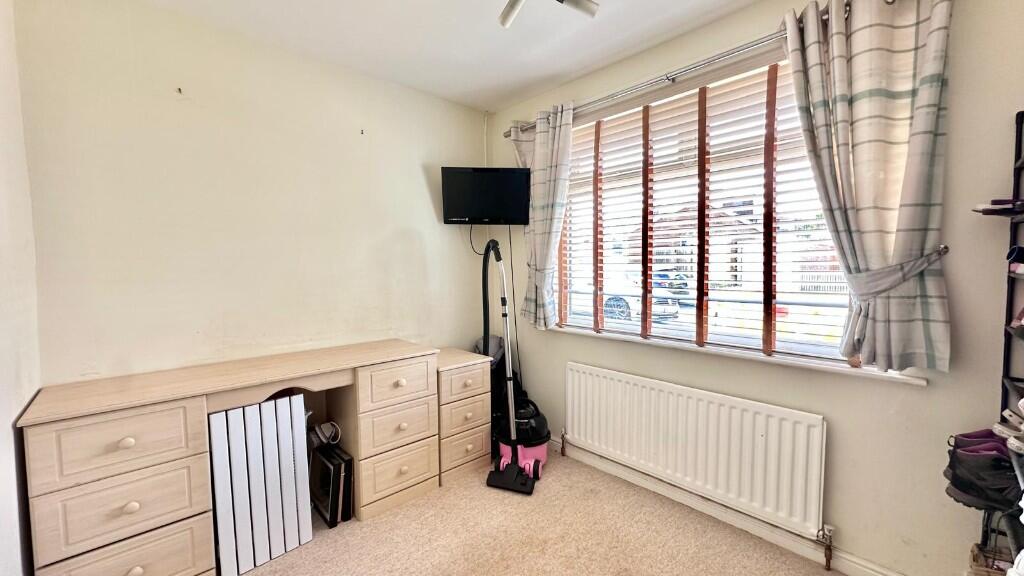 Bedroom / Playroom