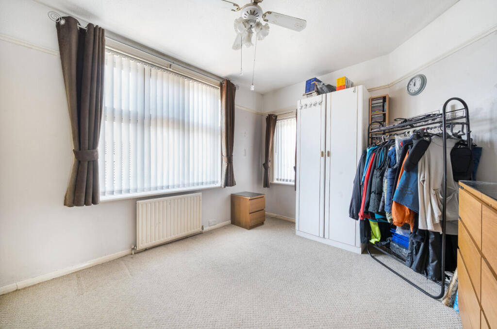 1305889-8-6848999...