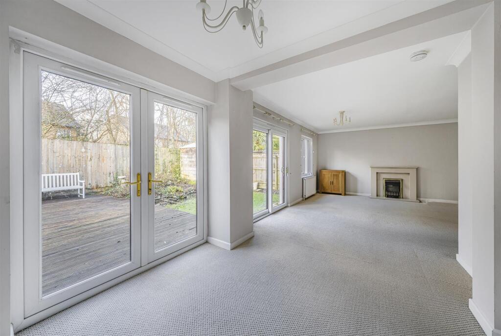 Snug to Sitting Room.jpg