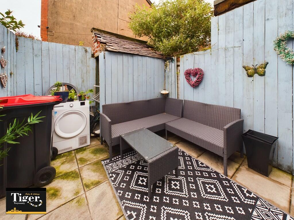 CAM02176G0-PR0248...