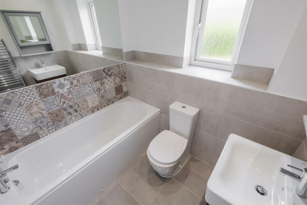 BATH 1.jpg