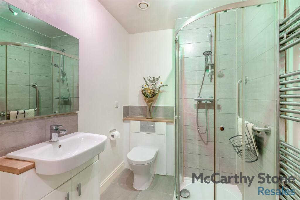 8671206-interior06.jpg