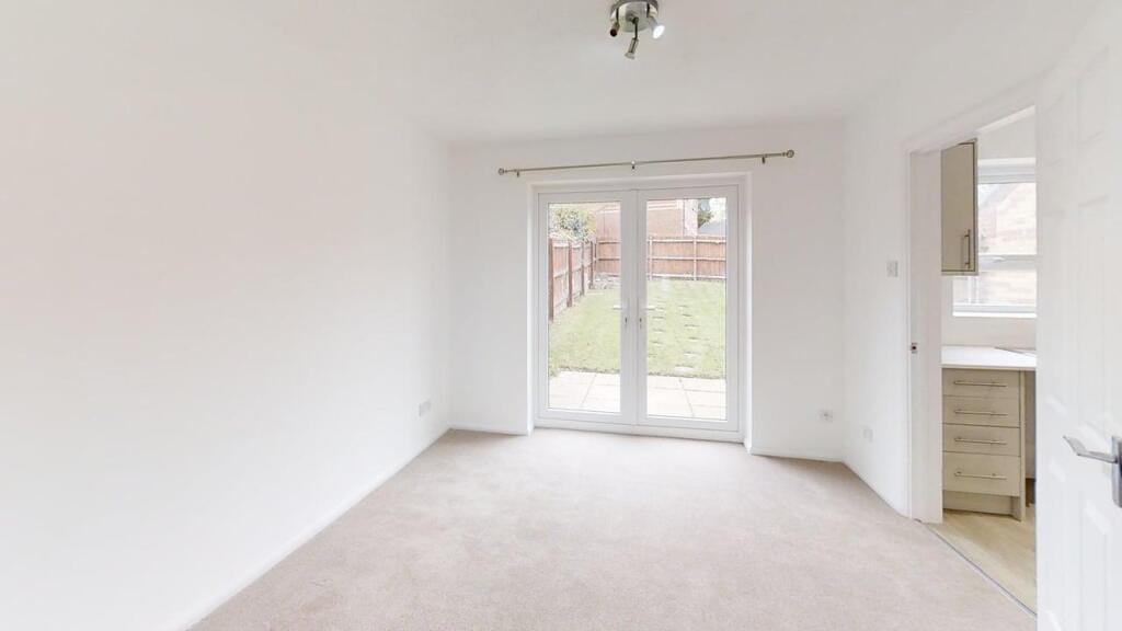 Bowland-Drive-Emerson-Valley-Milton-Keynes-MK4-2DN