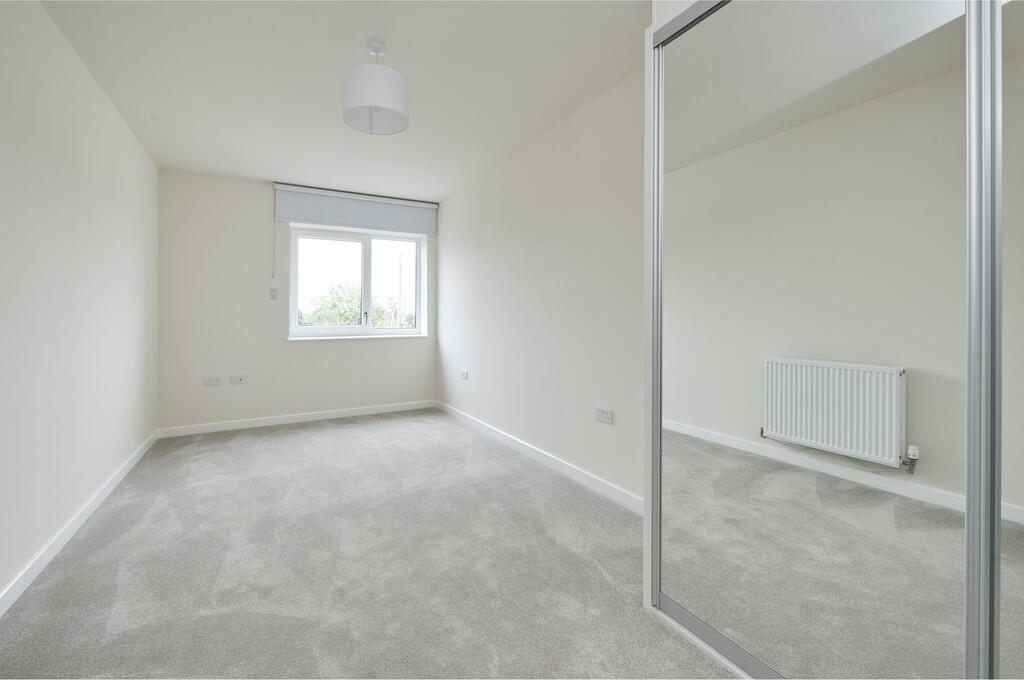 flat 14 snowdrop ...