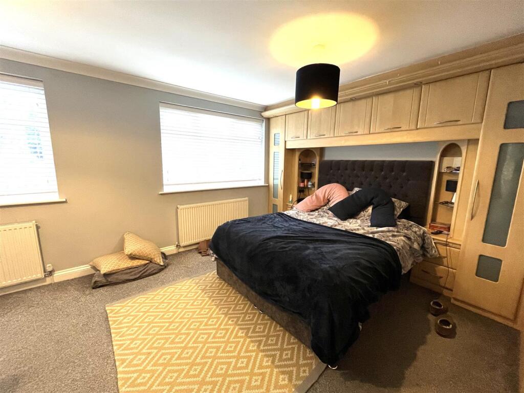 16 watt bed 1 2.jpeg