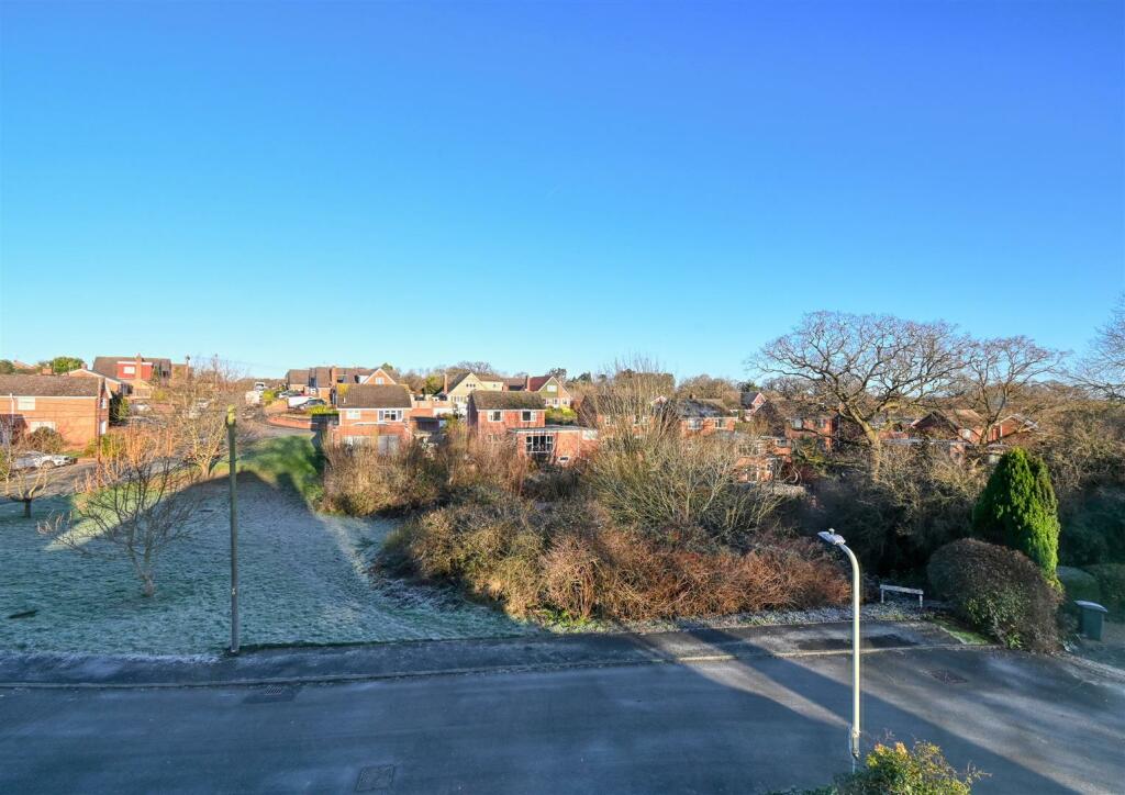 28 Greenfields Road-04.jpg