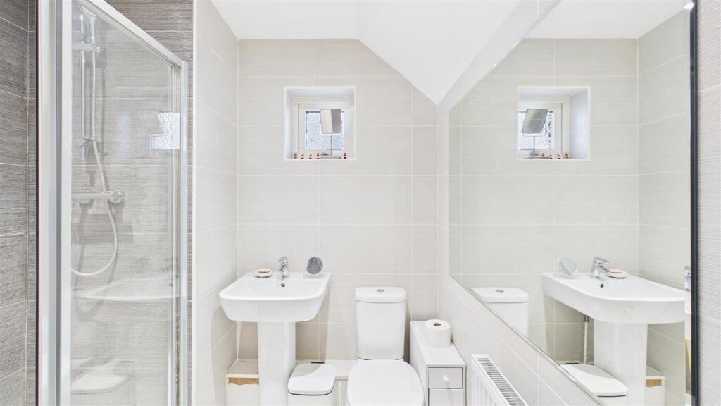 En suite Showerroom